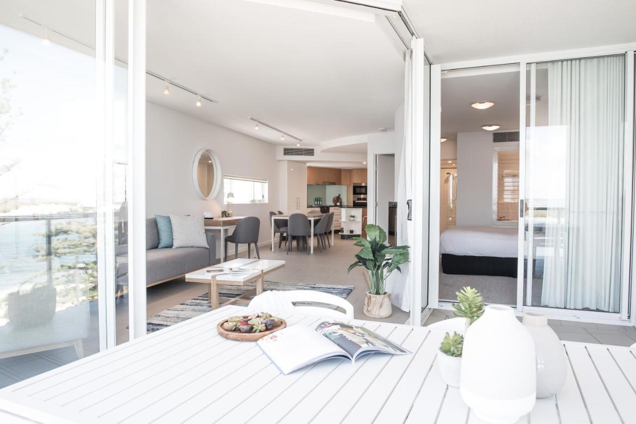 ルンバ ビーチ リゾート カラウンドラ エクステリア 写真 A typical apartment at the complex
