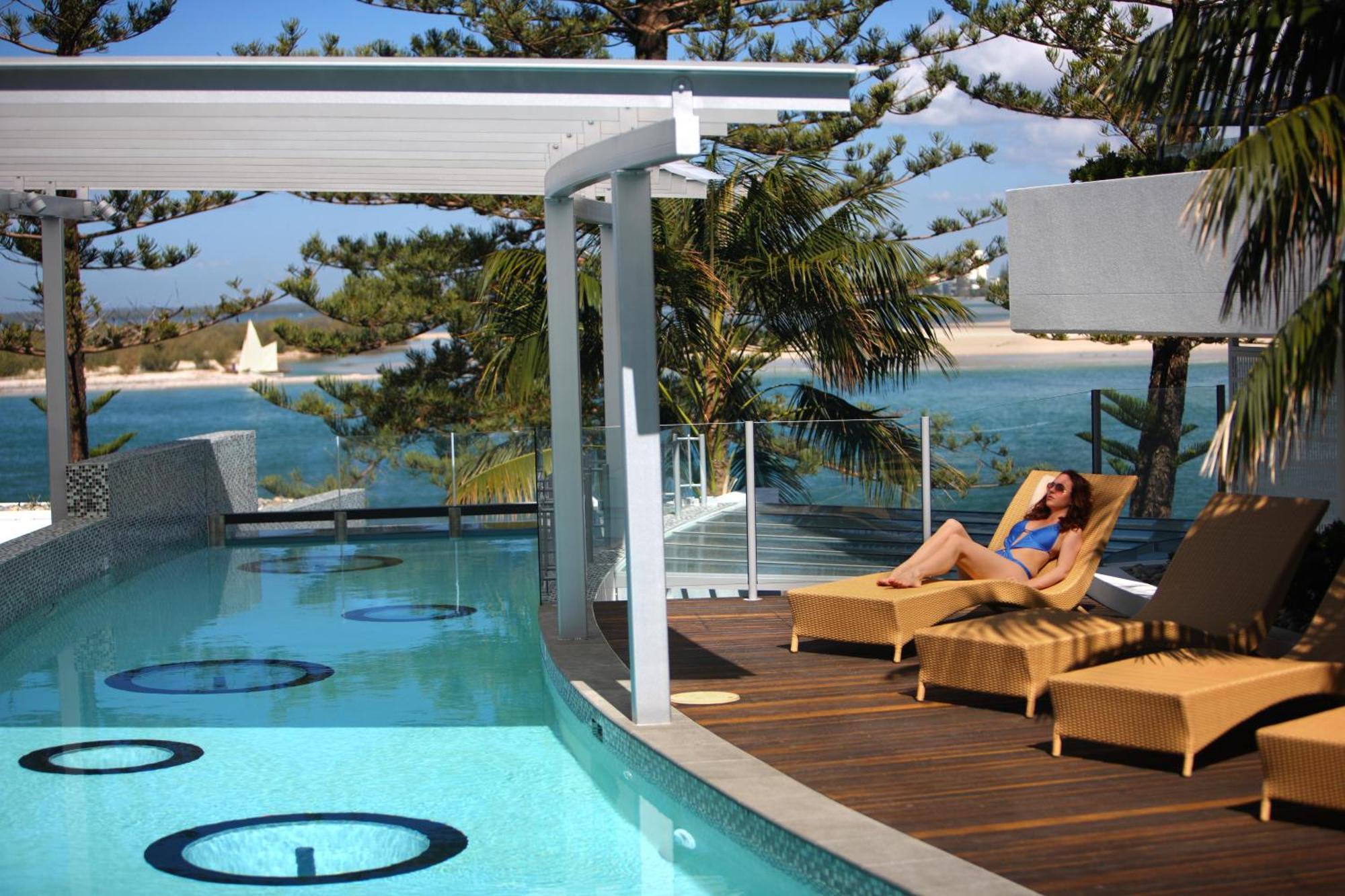 ルンバ ビーチ リゾート カラウンドラ エクステリア 写真 Pool at Peppers Beach Club Resort